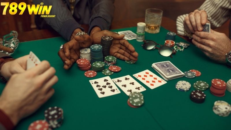 Game Bài Tiến Lên Đổi Thưởng: Cơ Hội Nhận Quà Hấp Dẫn 4 Game Bài Tiến Lên Đổi Thưởng